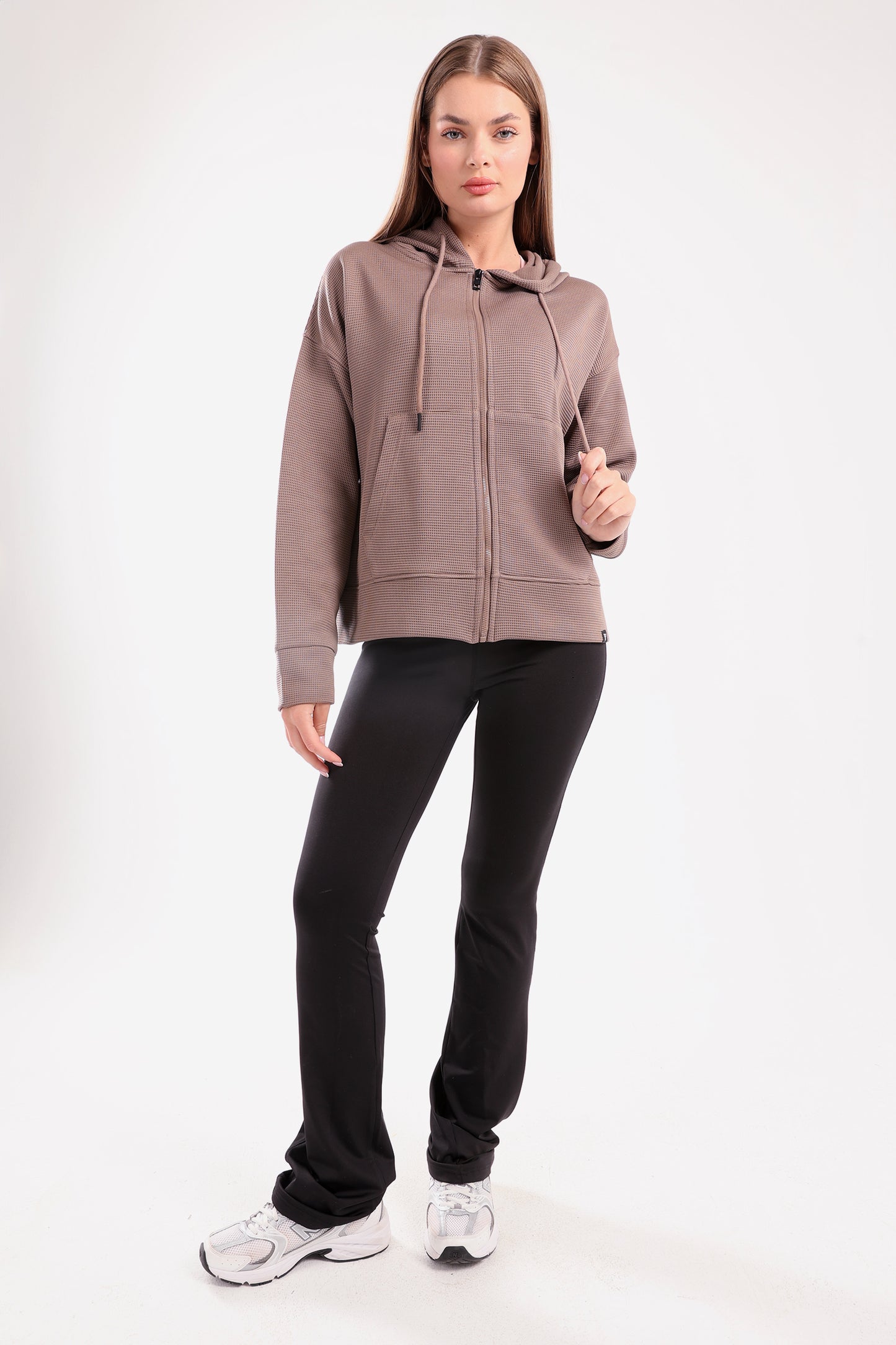 Everyday zipper jacket in brown