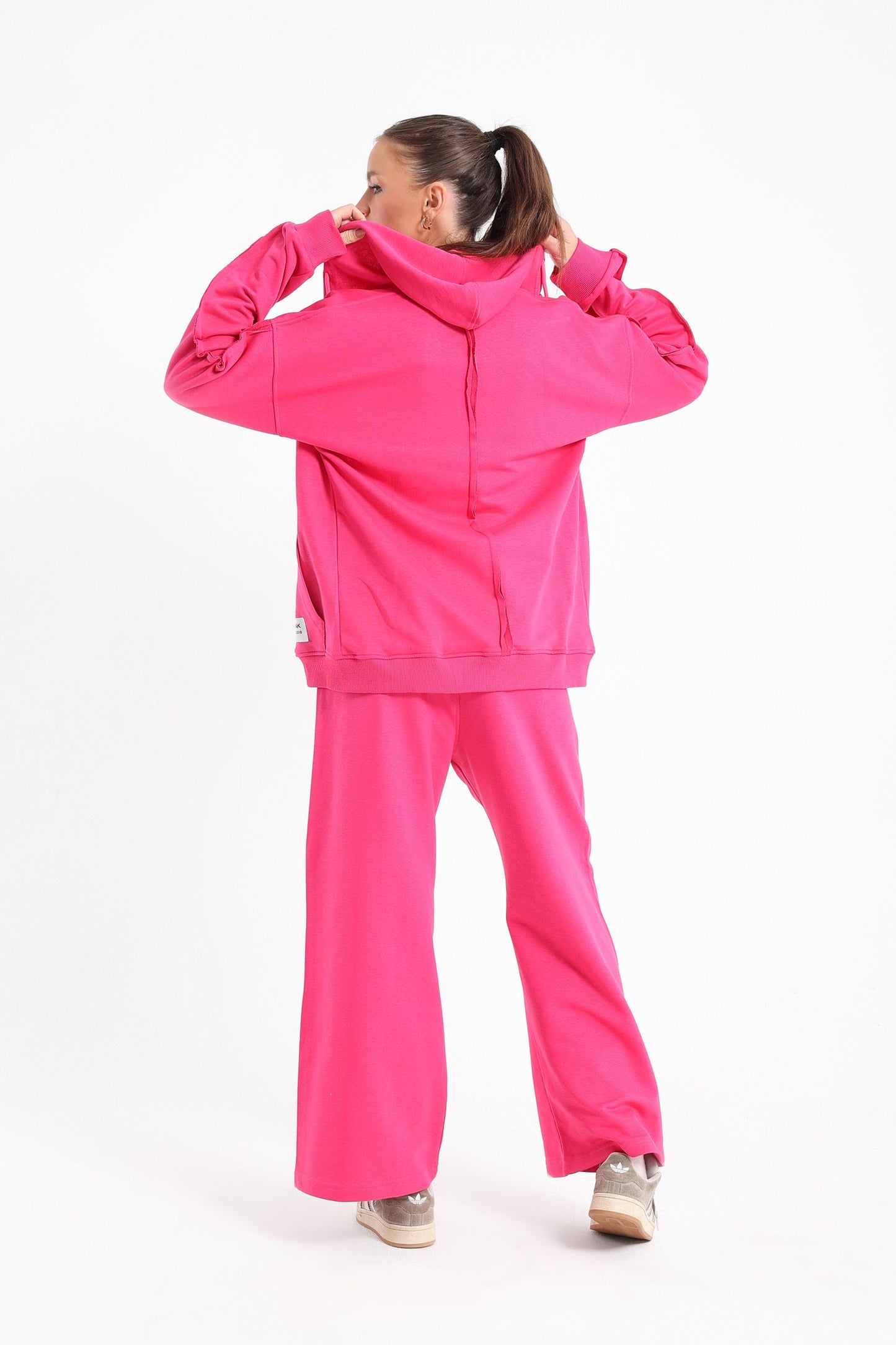 Chill Oversized Zip Up Set In Hot Pink