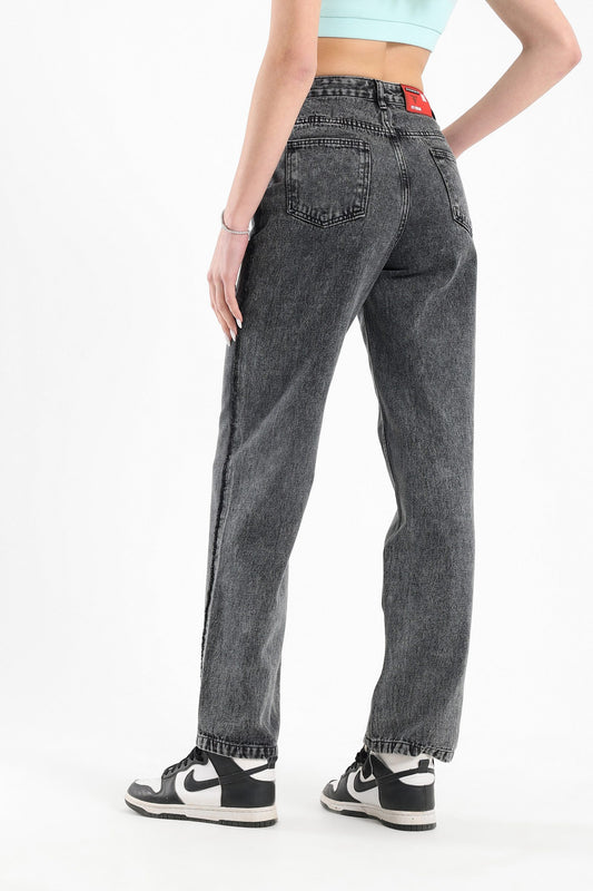 Distressed Lines Straight Leg Jeans In Black