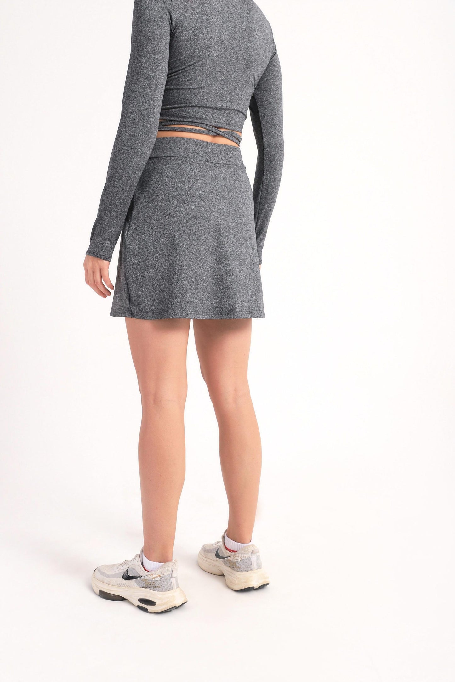 Dark grey basic tennis skort