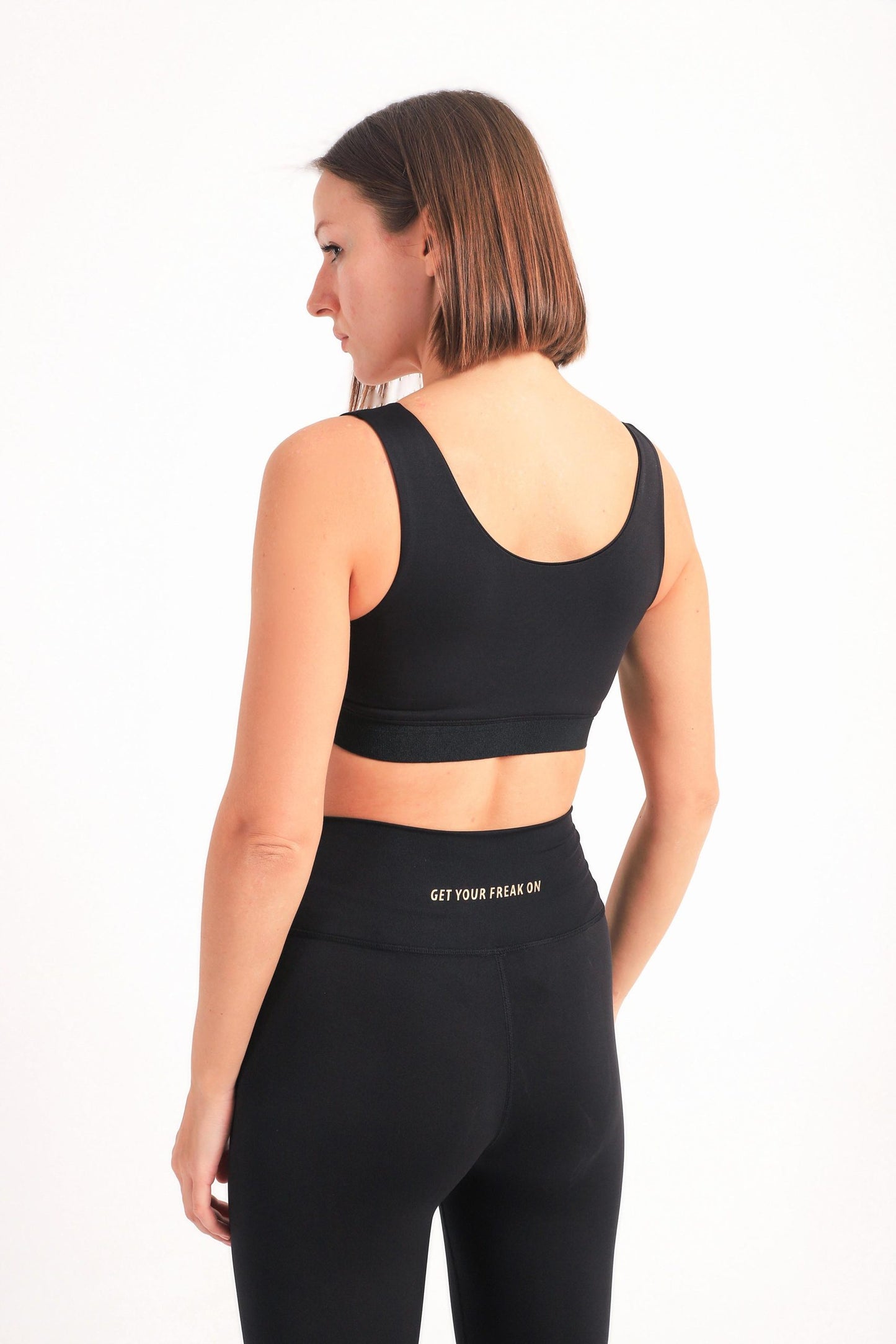 Black waistband basic sports bra