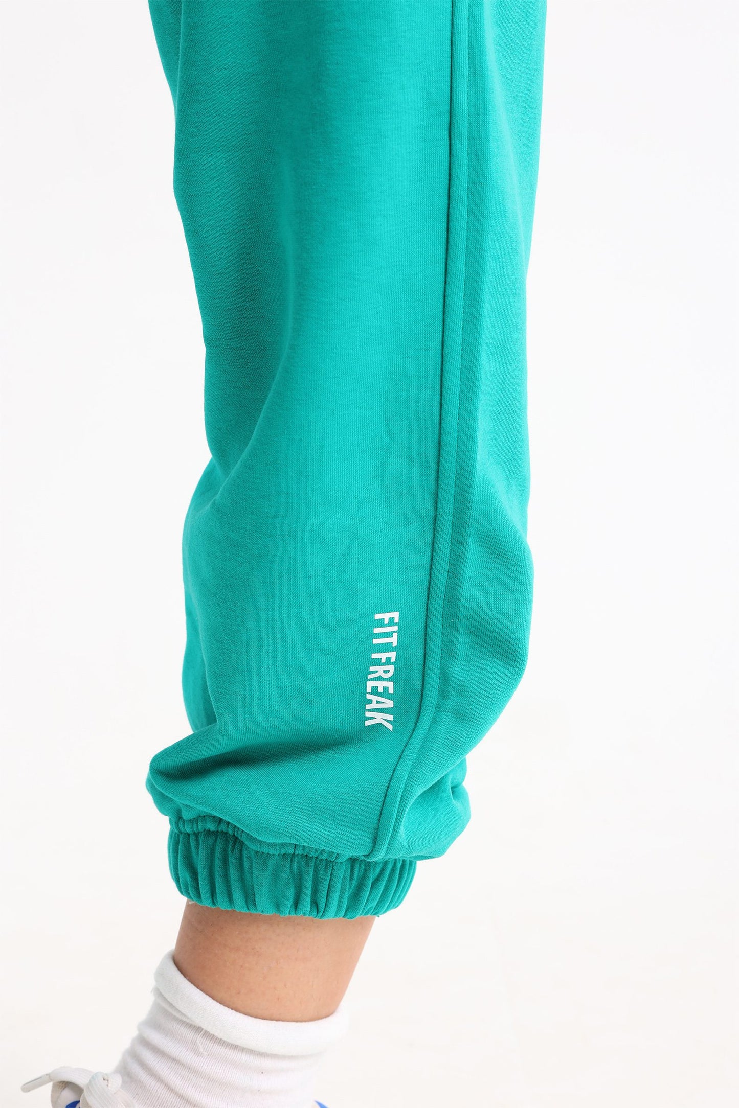 Green Basic Sweatpants