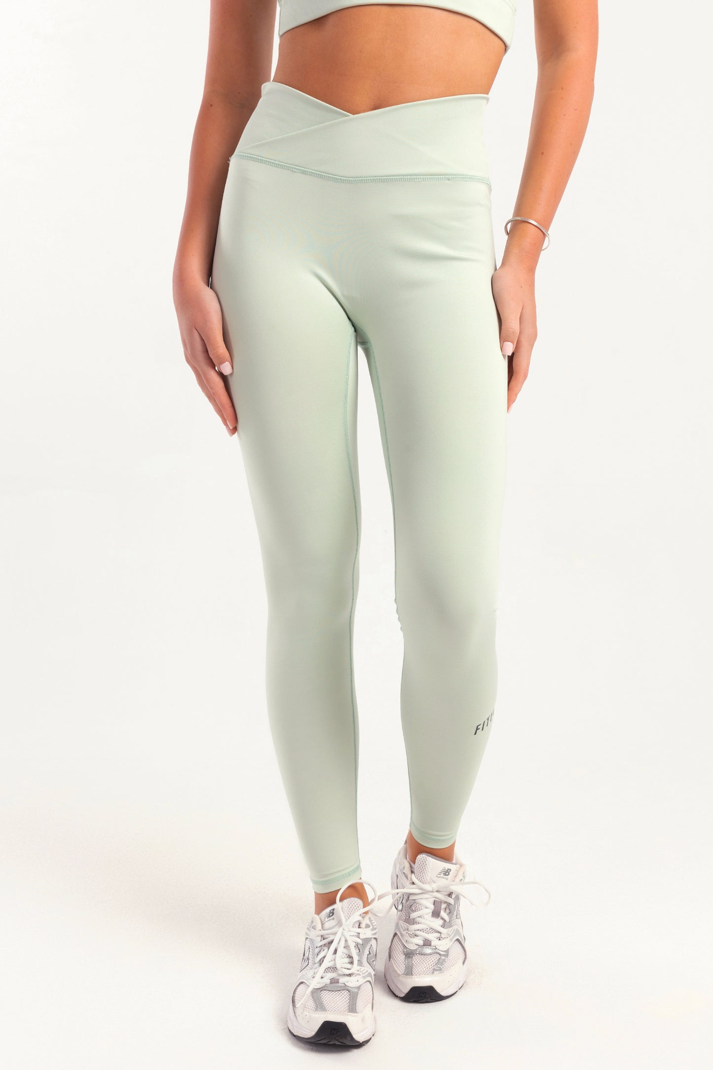 Hybrid Mint Cross Leggings