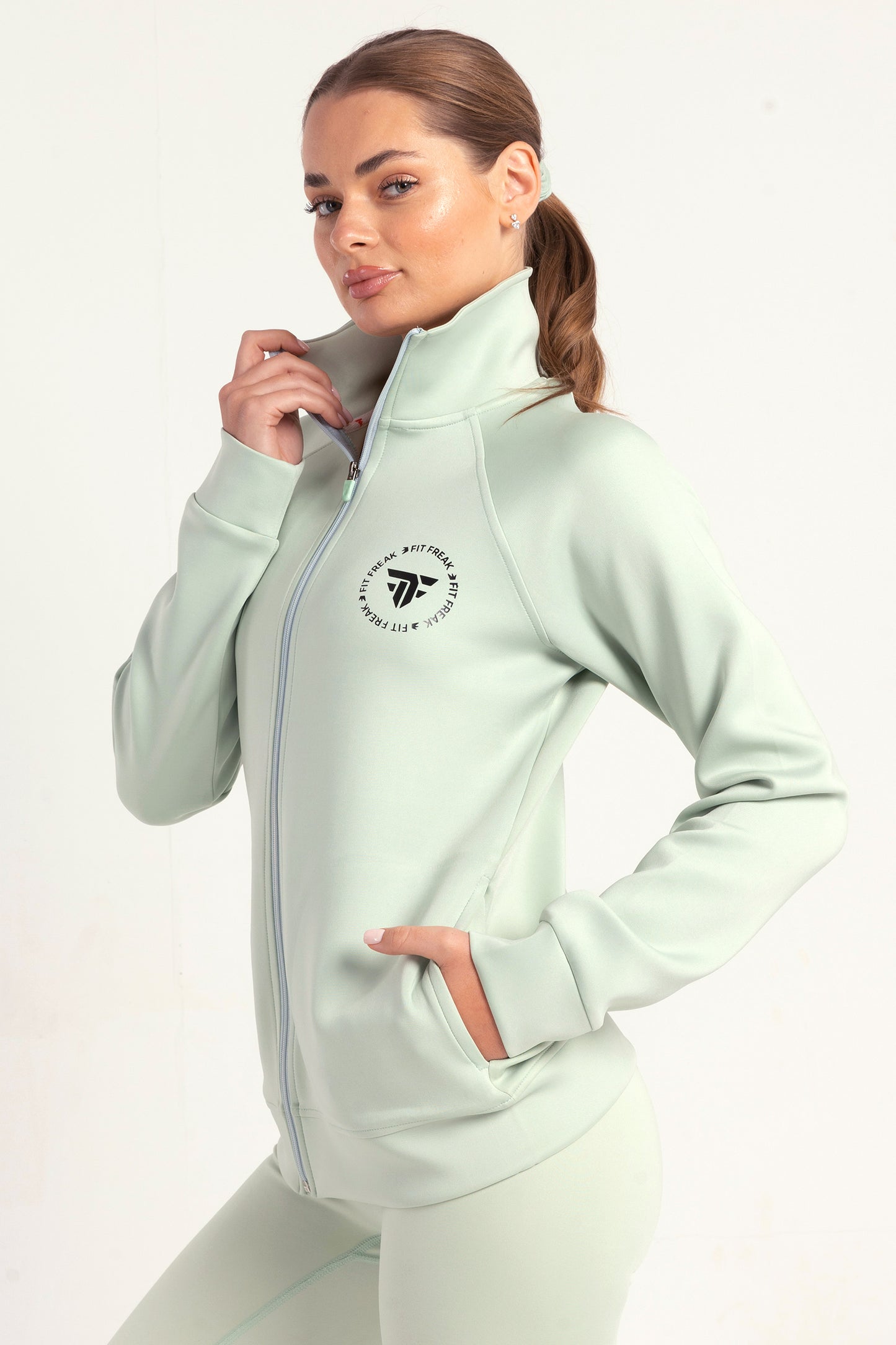 Hybrid Mint Zip Jacket