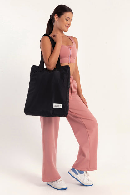 Fit Freak Everyday Tote Bag In Black - bag