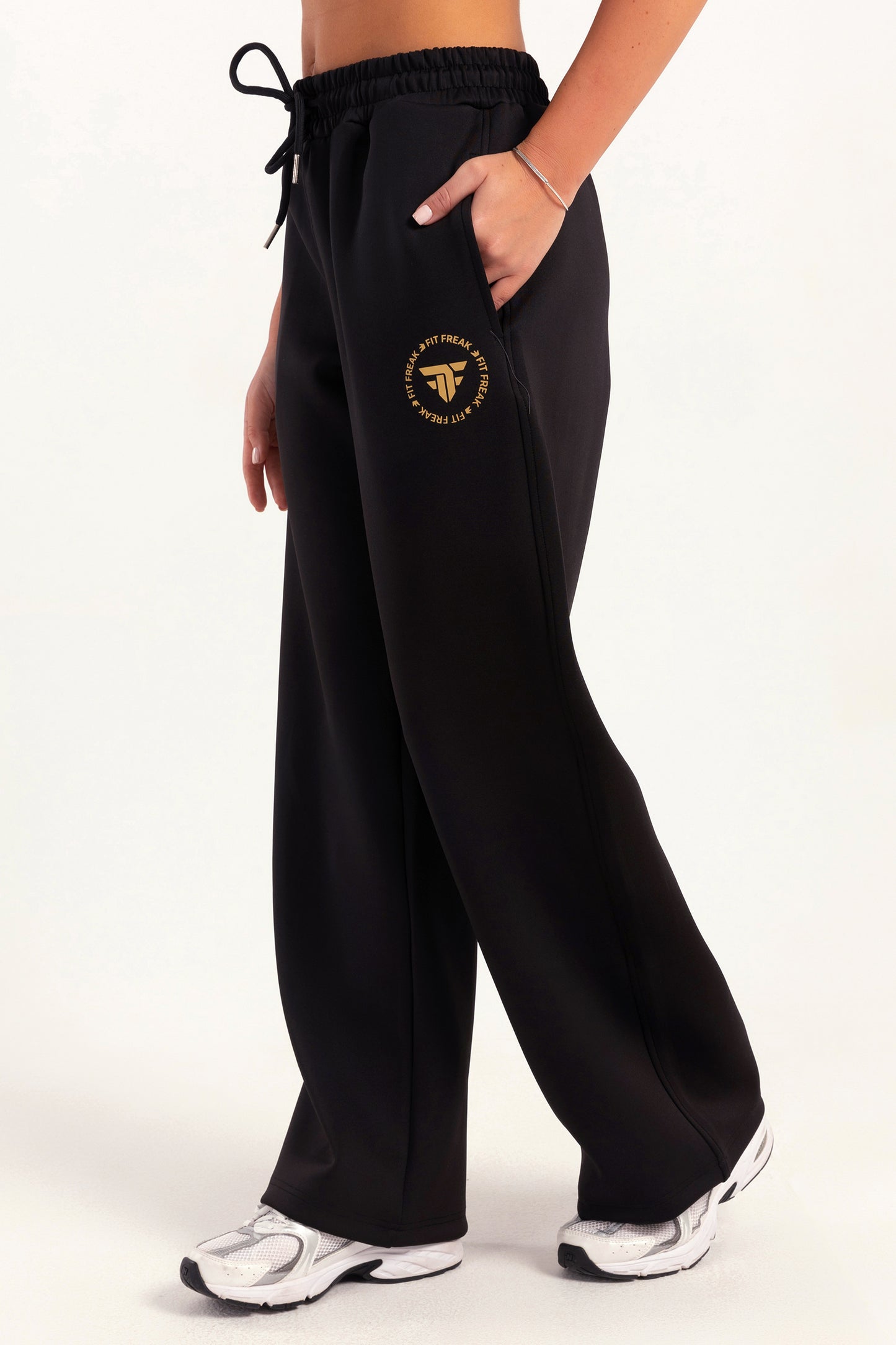 Hybrid Black Wide Leg Sweatpants