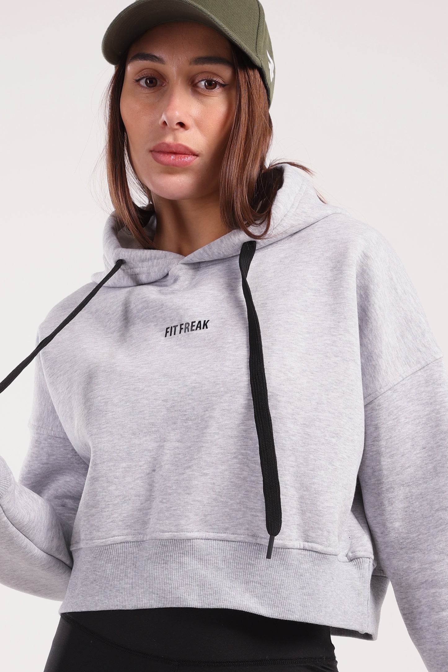 Boxy cropped basic hoodie in light grey