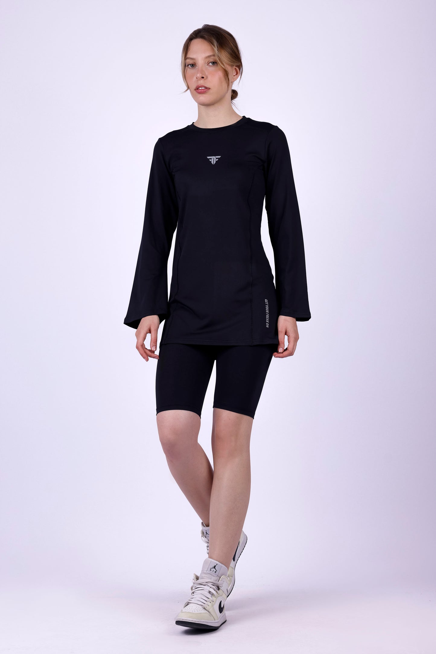 Training Bell Sleeve Top In Black