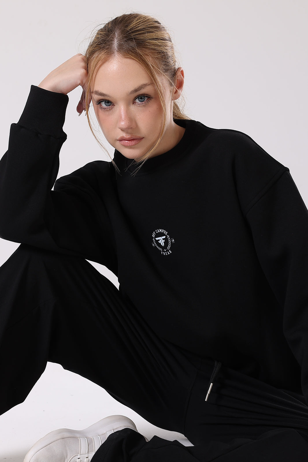 Campus Crewneck